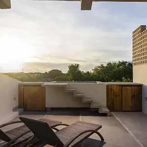 Ikana Golf Getaway , Puerto Aventuras México